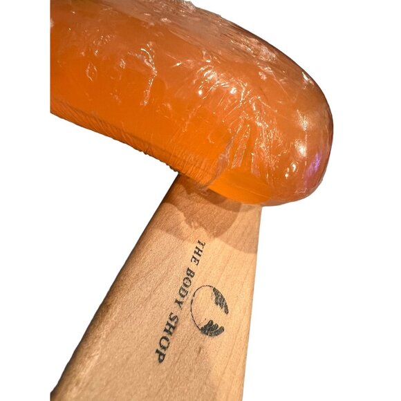 Vintage NOS The Body Shop Small Curved Back Brush With Fuzzy Peach Soap‎ Bar - Picture 12 of 12